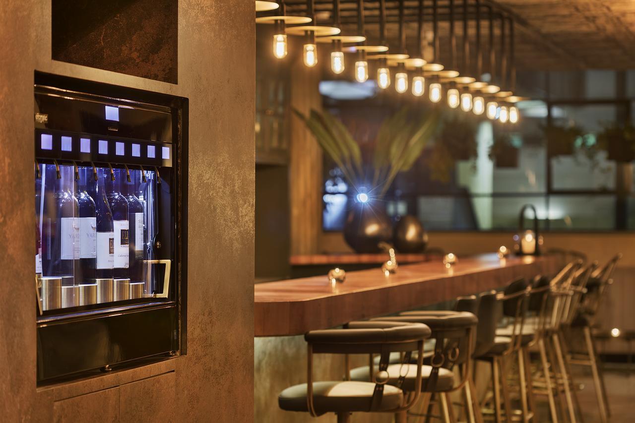 Khách sạn The Vera Tel Aviv